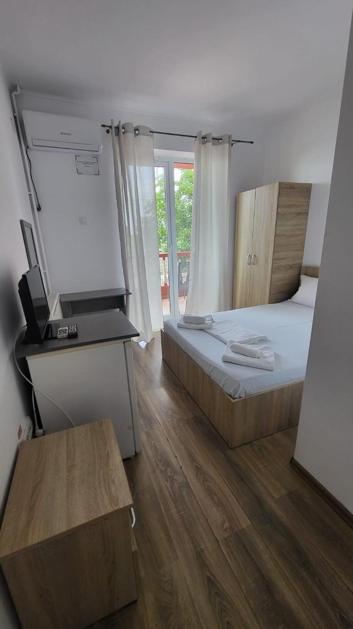 Casa Tatiana Hotel Западен Ефорие Екстериор снимка