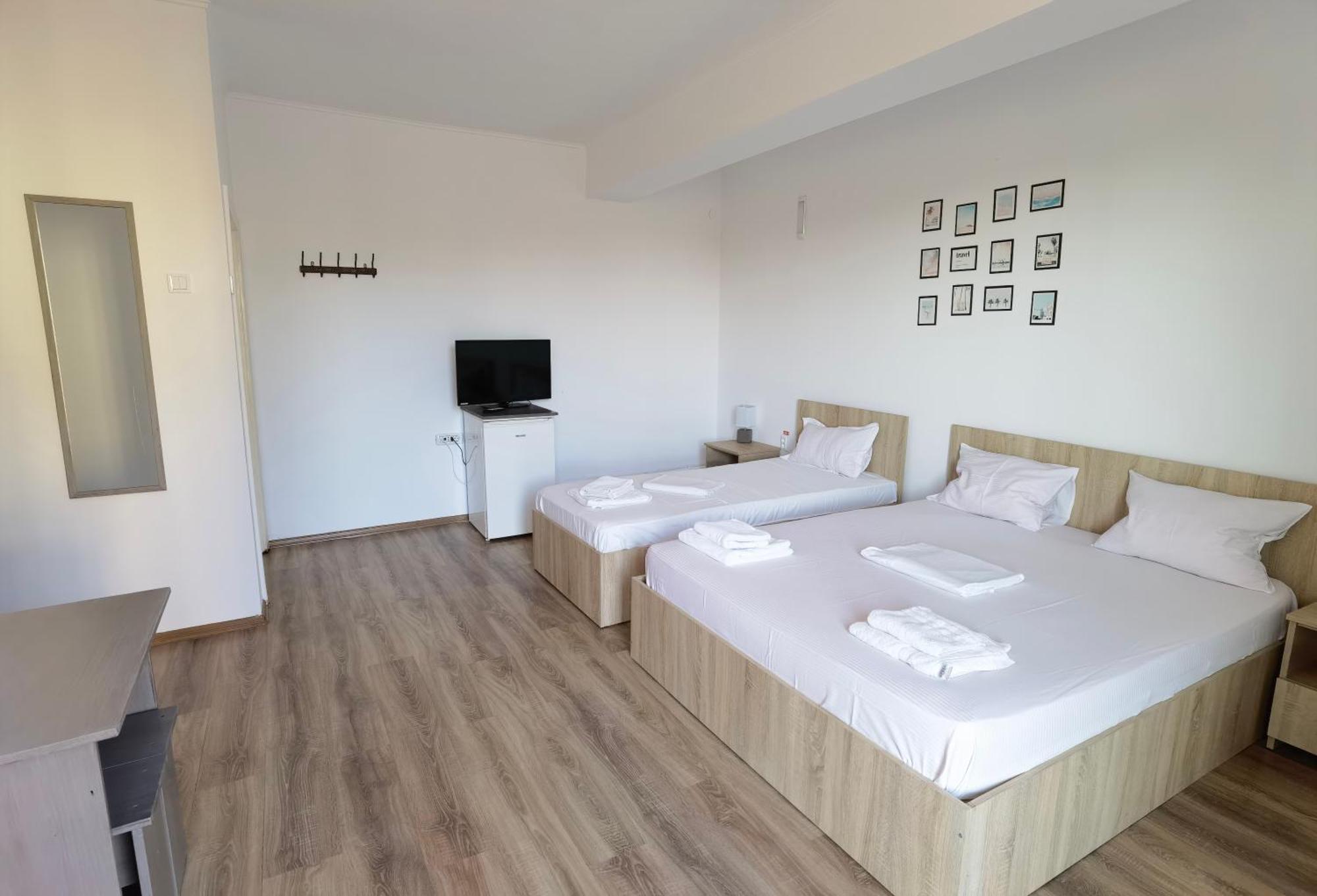 Casa Tatiana Hotel Западен Ефорие Екстериор снимка